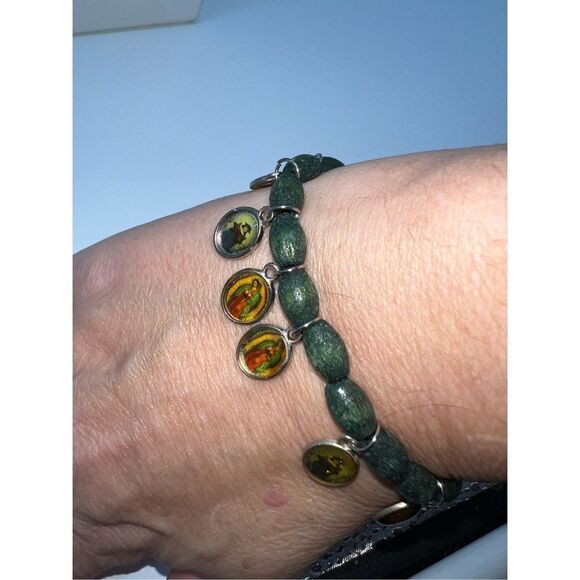 Vintage Wooden Bead and Religious Charm Bracelet - Picture 6 of 6